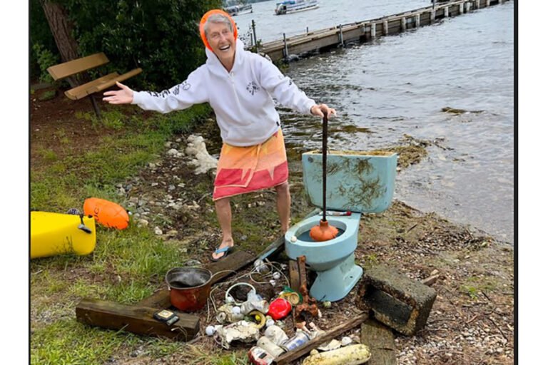 inspiring-stories:-susan-baur,-85,-saves-turtles-from-underwater-garbage-–-senior-planet-from-aarp