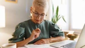 better-financial-habits-in-2-minute-bites-|-sixty-and-me